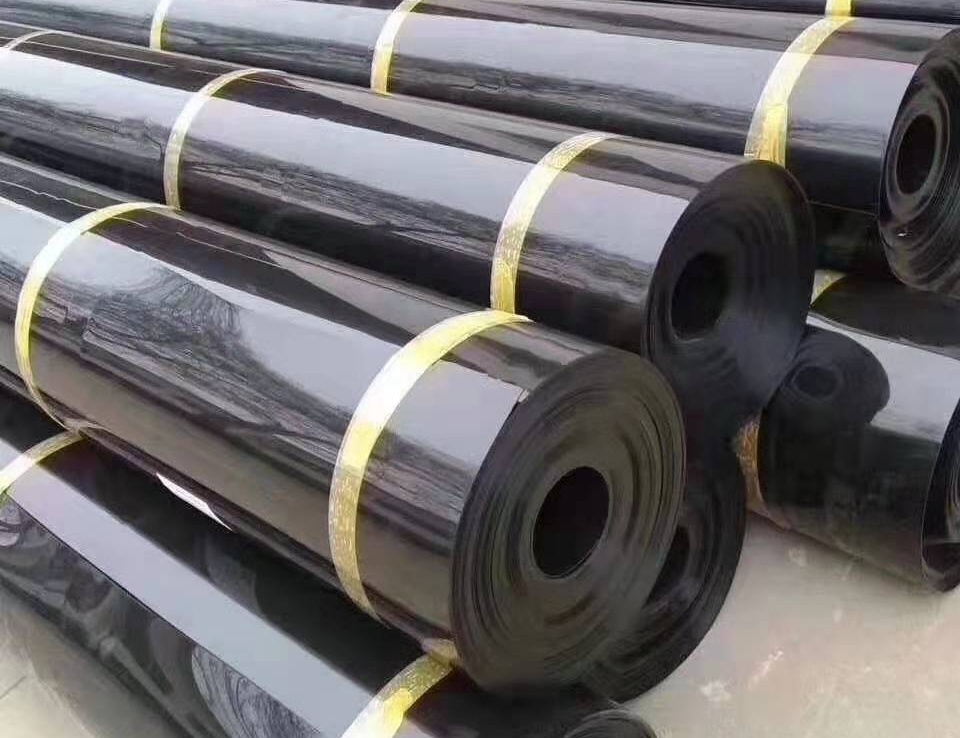 HDPE防滲膜施工中常見的問題和解決辦法有哪些？